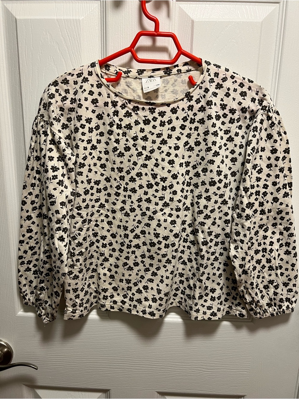 Zara Cream Tee with Black Floral Print